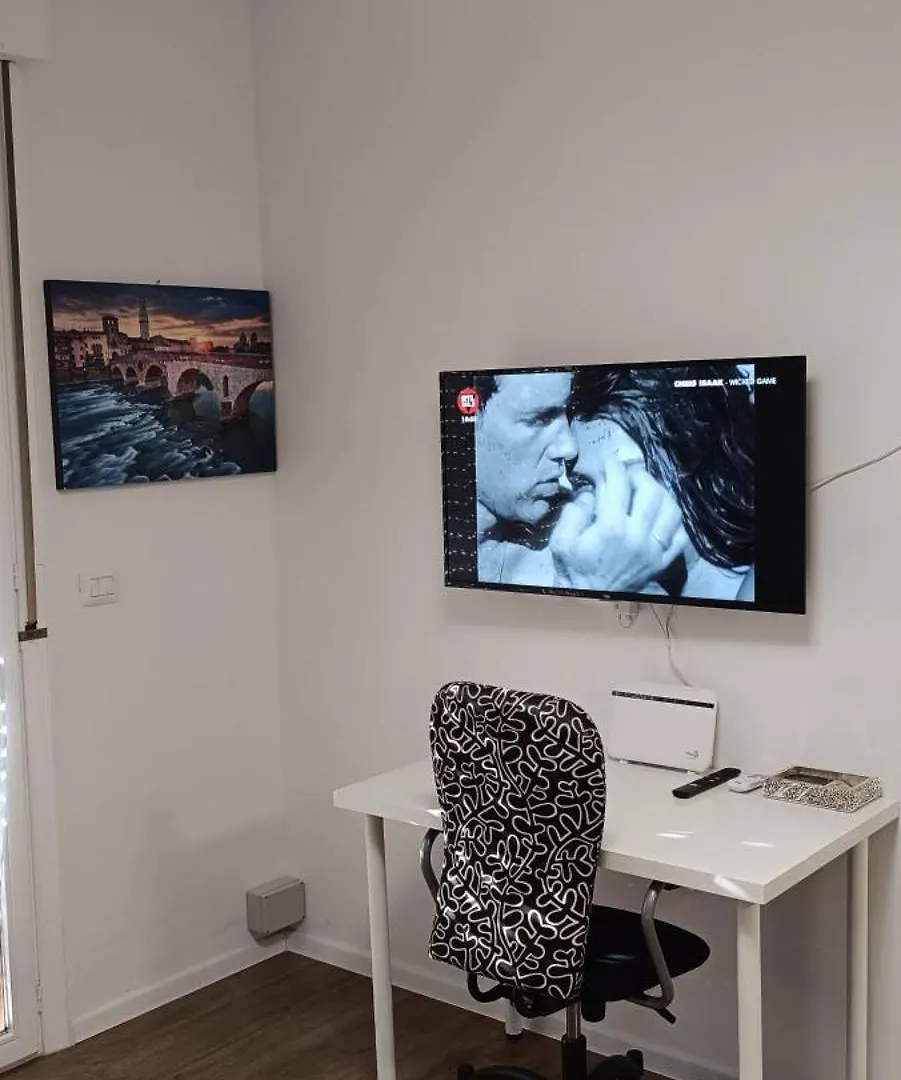 Marco Apartment Bilocale Verona Ospedale Borgo Roma E Fiera 0*,